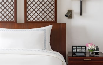 Deluxe Suite, 1 King Bed