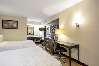 Standard Room, 2 Double Beds (Smoke Free)