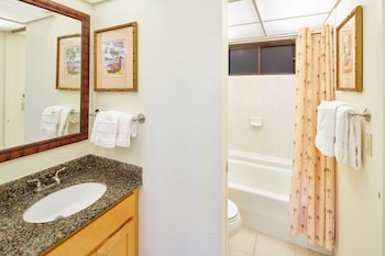 Suite, Multiple Beds, Ocean View (2 Bedroom)