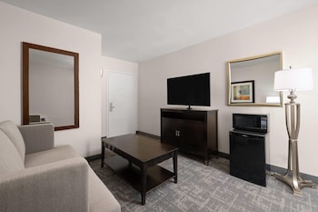 Junior Suite, 1 King Bed, Non Smoking