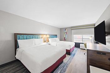 Room, 2 Queen Beds, Hearing Accessible, Microwave (Mobility, Hearing, Roll-In Shower)