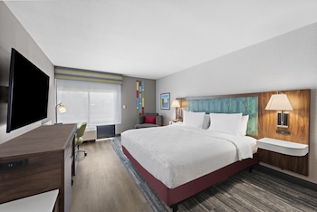 Room, 1 King Bed, Accessible (Hearing)