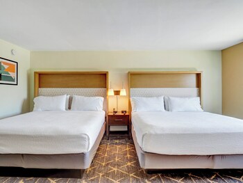 Standard Room, 2 Queen Beds