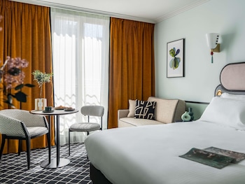 Superior Room, 1 Double Bed with Sofa bed, Accessible