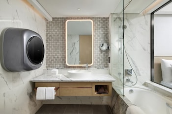 Deluxe Double Room (Residential)