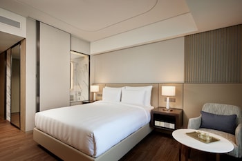 Deluxe Double Room (Residential)