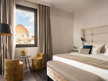 Suite, 1 Queen Bed
