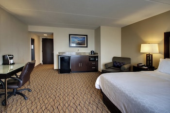 Standard Room, 1 King Bed (Wet Bar)