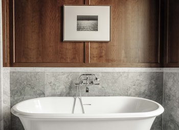Suite Ciel de Paris - 2 Bedrooms.