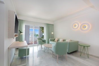 Junior Suite, Sea View (Superior)