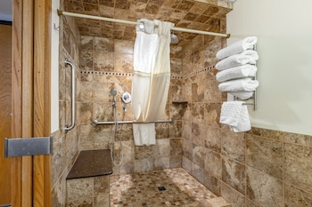 Standard Room, 2 Queen Beds, Accessible, Non Smoking (Walk-in Shower, View)