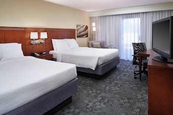Room, 2 Queen Beds (Mobility/Hearing Access, Transf Shwr)