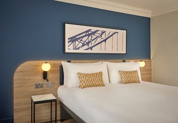 Superior Room, 1 King Bed (Newly Refurbished)