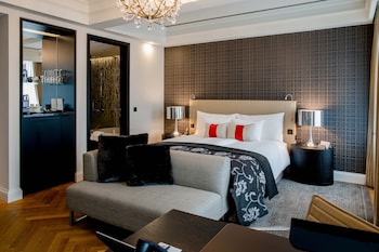 Family Room, Multiple Beds