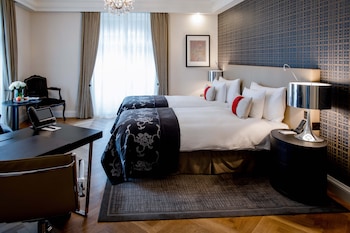 Family Room, Multiple Beds