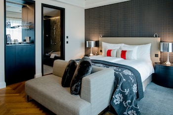 Family Room, Multiple Beds