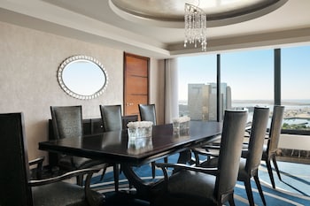 Presidential Suite, 1 Twin Bed
