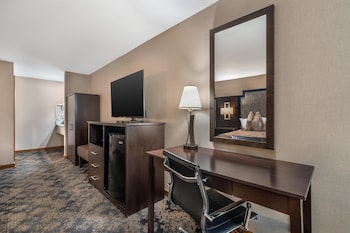 Standard Room, 2 Queen Beds, Non Smoking, Refrigerator
