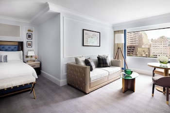 Executive Room, 1 King Bed with Sofa bed