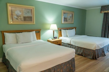 Executive Room, 2 Queen Beds, Non Smoking