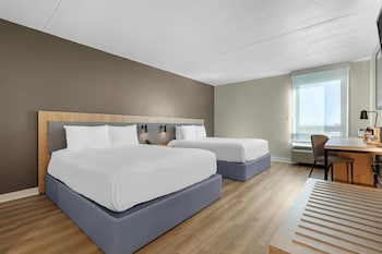 Room, 2 Queen Beds, Non Smoking