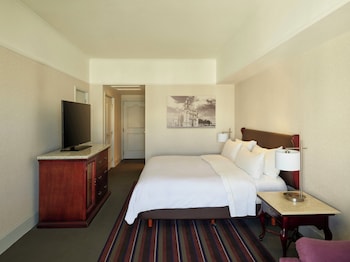 Superior Room, 1 King Bed