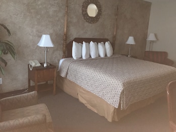 Classic Double Room, 2 Double Beds, Non Smoking