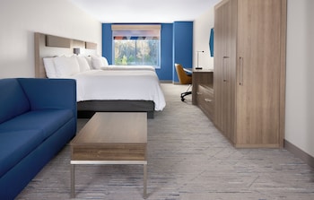 Standard Room, 2 Queen Beds, Accessible (Mobility, Accessible Shower)