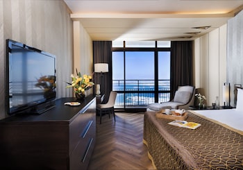 Executive Room, Club Lounge Access, Bay View