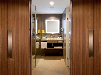 Junior Suite, 1 Queen Bed