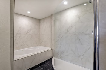 Suite, 1 Bedroom, Kitchenette