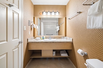 Condo, 2 Bedrooms (with Kitchen)