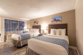 Standard Room, 2 Double Beds, Non Smoking, Refrigerator & Microwave