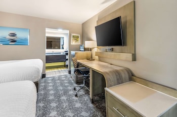 Standard Room, 2 Queen Beds, Non Smoking