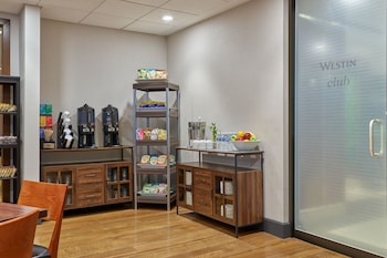 Royal Suite, 1 Bedroom (SW-M)