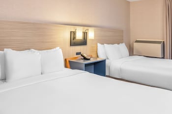 Standard Room, 2 Queen Beds, Non Smoking