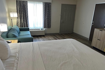 Suite, 1 King Bed, Non Smoking