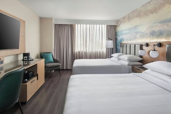Room, 2 Queen Beds (Hearing Accessible)