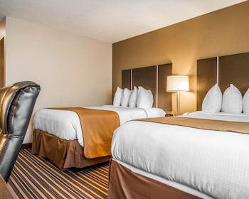 Standard Room, 2 Double Beds, Non Smoking