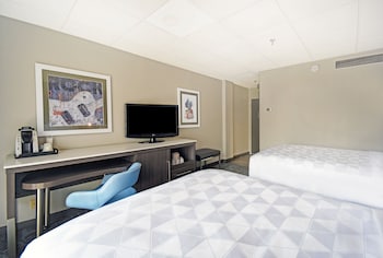 Standard Room, 2 Double Beds, Accessible (Mobility)