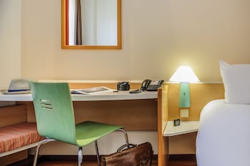 Standard Room, 2 Twin Beds