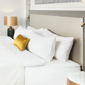 Junior Suite with King Bed