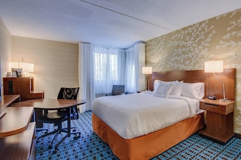 Room, 1 Queen Bed, Hearing Accessible (Roll-in Shower)