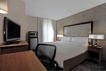Suite, 1 King Bed, Non Smoking