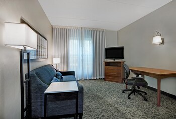 One Bedroom Suite, Two Double Beds, Non-Smoking
