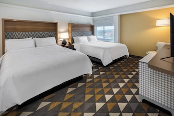 Standard Room, 2 Queen Beds, Accessible