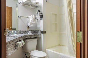 Suite, 2 Queen Beds, Non Smoking