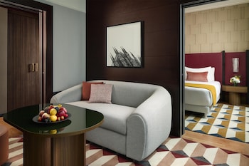 Family Suite (2AD+2CH)