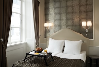 Executive Double room with a double bed or twin beds with Lounge access