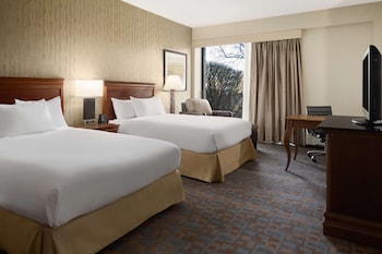 Deluxe Room, 2 Double Beds, Non Smoking, Patio